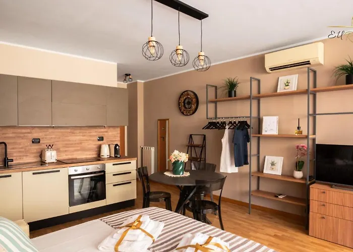 Eur Crystal Garden - Loft Moderno Con Terrazza Privata E Box Auto * Rom